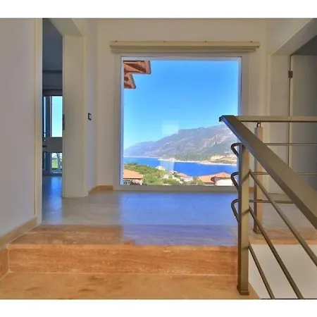 Villa James 4 *